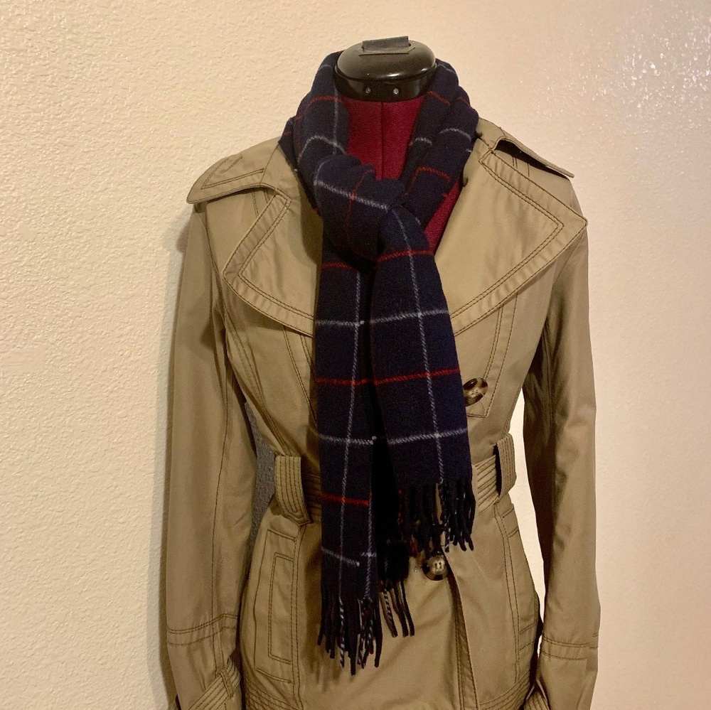 Burberry London Lambswool Scarf Made in England